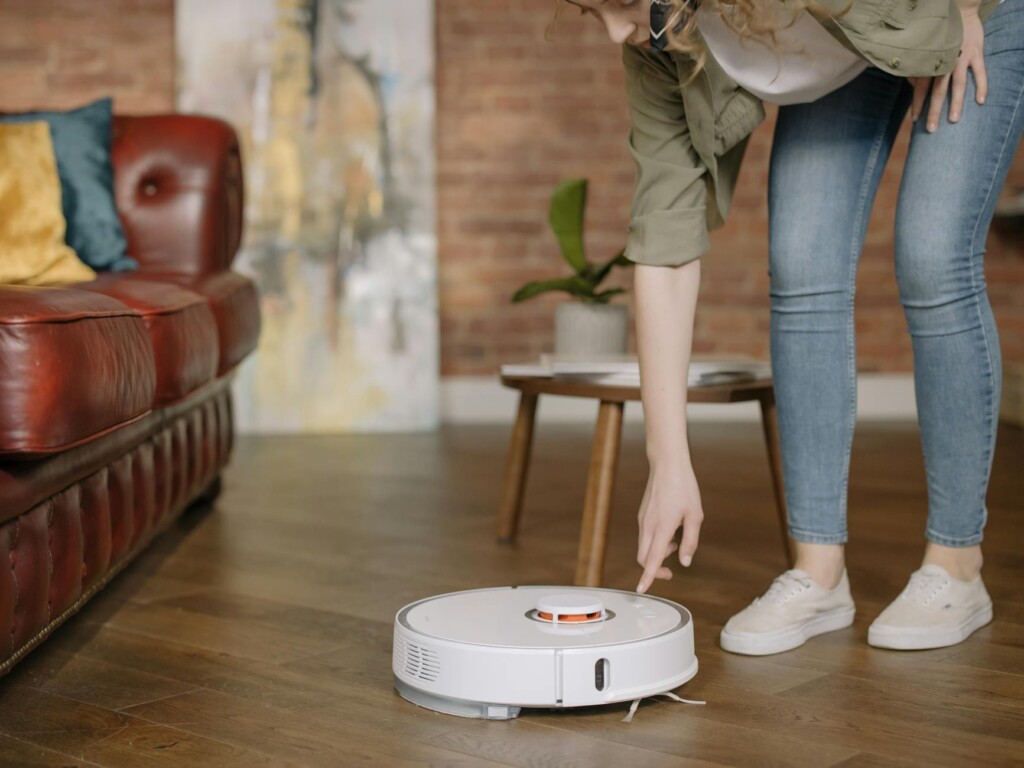 Focus9X featured image: Best Robot Vacuum of 2026: Shark vs Eufy Reviewed