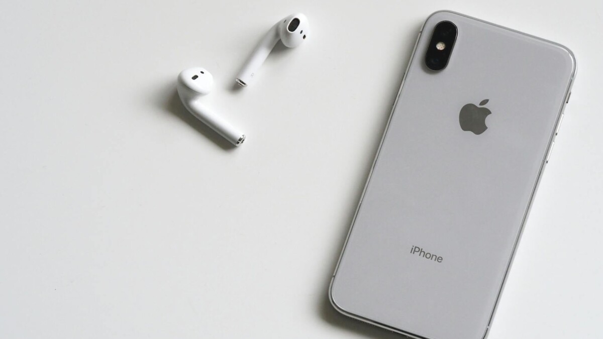 Focus9X featured image: Why Apple Might Put Cameras Into Its Next AirPods