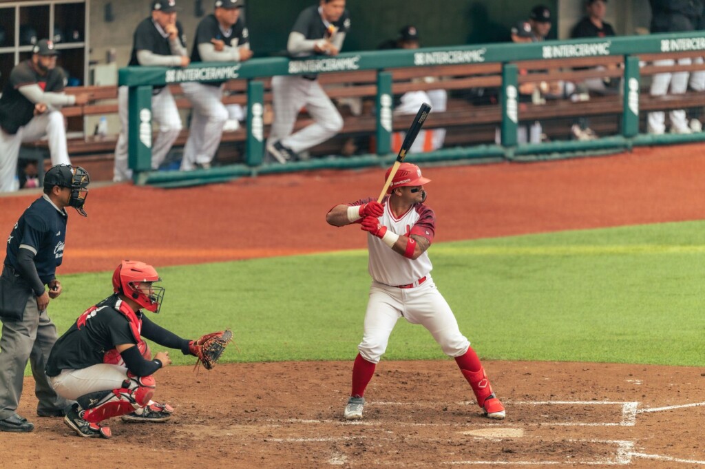 Focus9X featured image: Apple Brings Friday Night Baseball to Vision Pro with Immersive Live Streaming